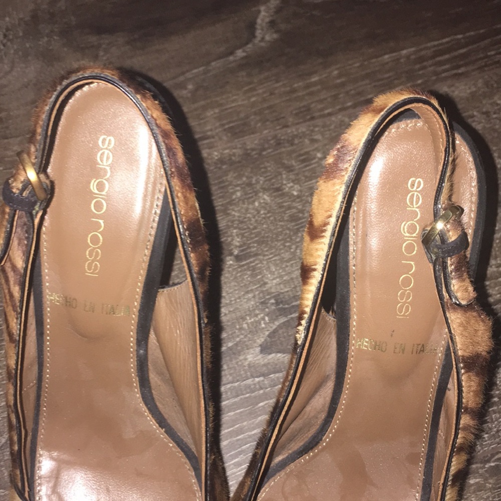 Heels - Picture 3 of 3